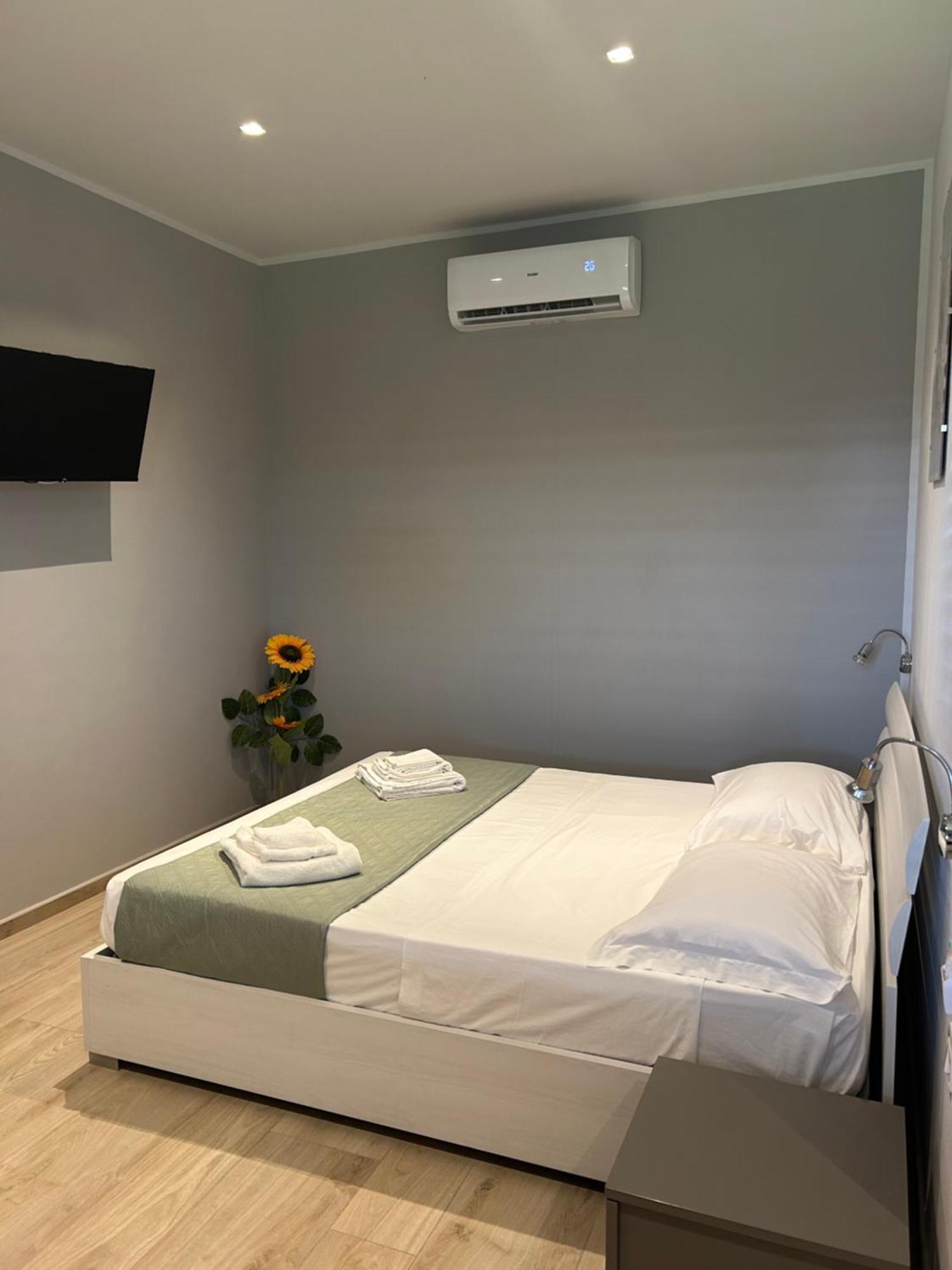 Classic Quadruple Room,1625070075:JPEG